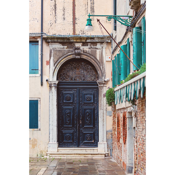 Doors_in_Venice_2_2x3_443b5216