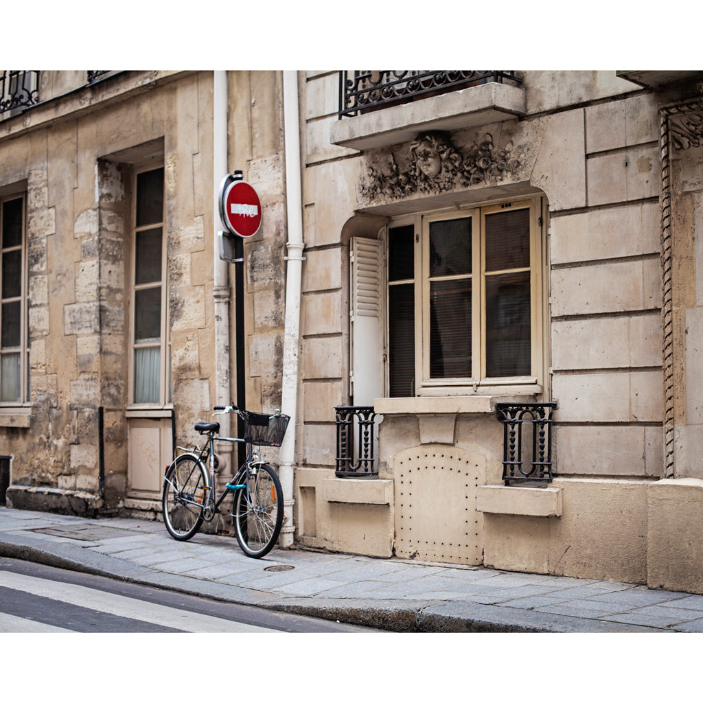 Parked on Ile Saint-Louis