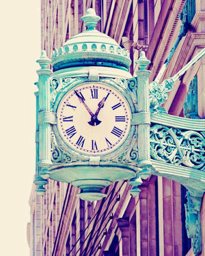 TELLING TIME | Chicago Wall Art Print
